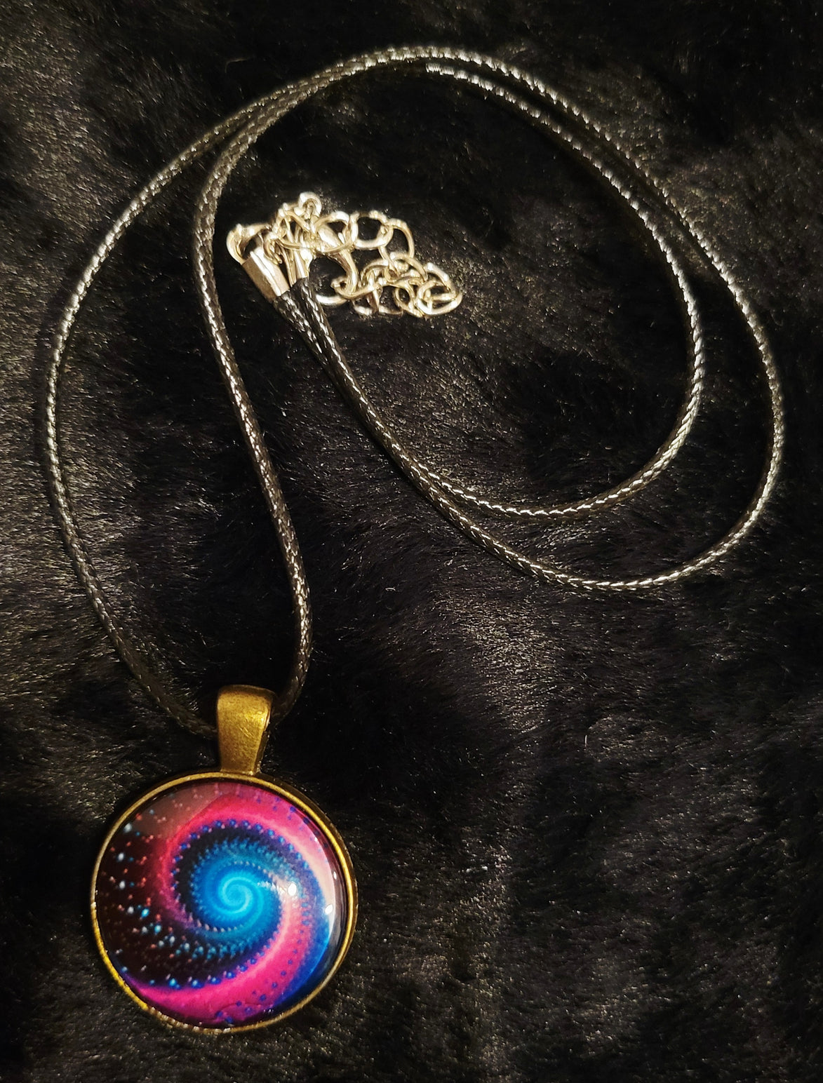Cap Necklace